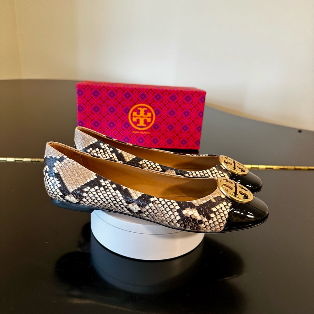 TORY BURCH AUTHENTIC LUXURY CLASSIC PREPPY ICONIC CHELSEA CAP TOE BALLET SHOES - Picture 14 of 17